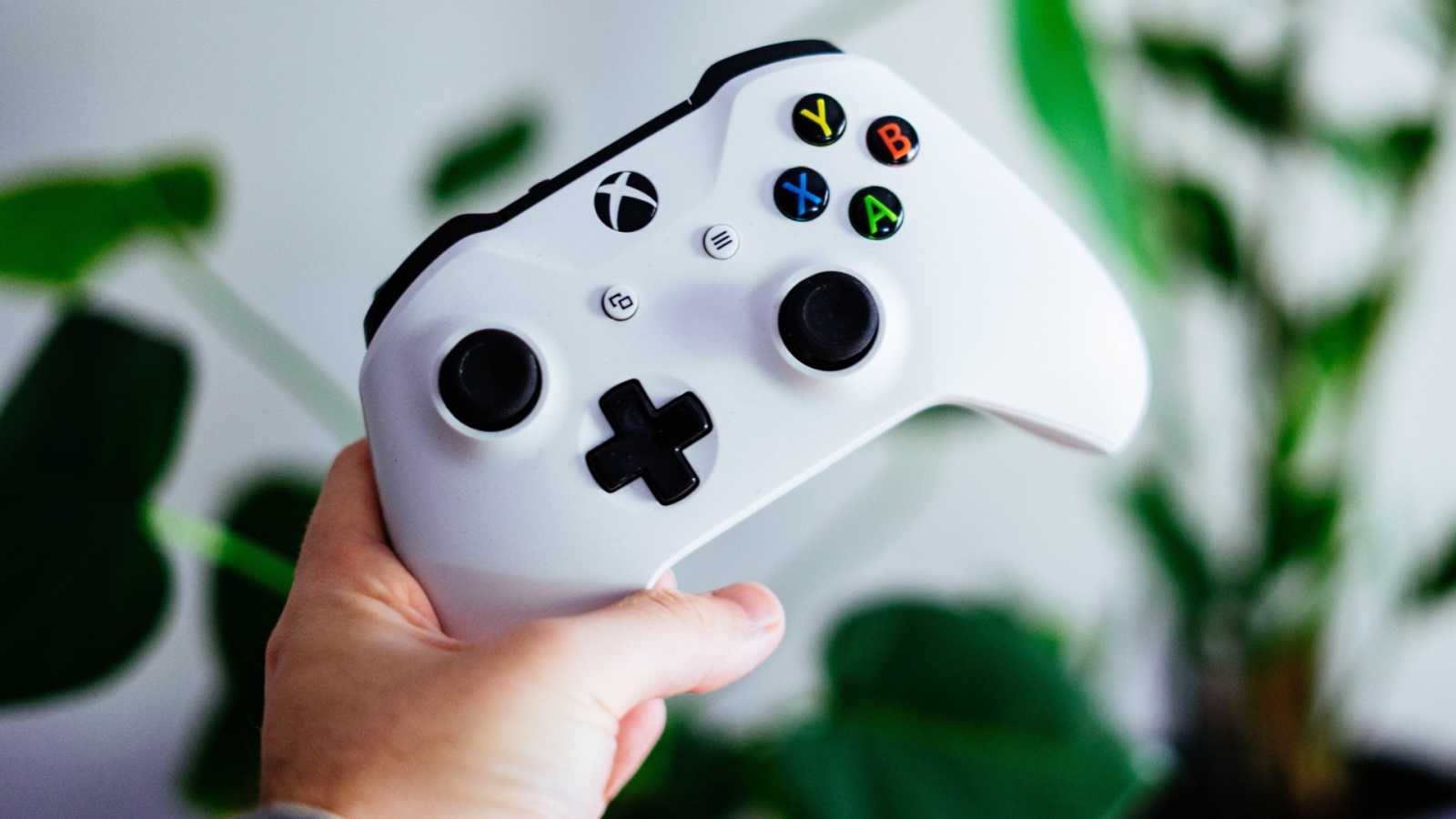Xbox slibuje návrat ke kořenům, ale multiplatformní strategie trvá