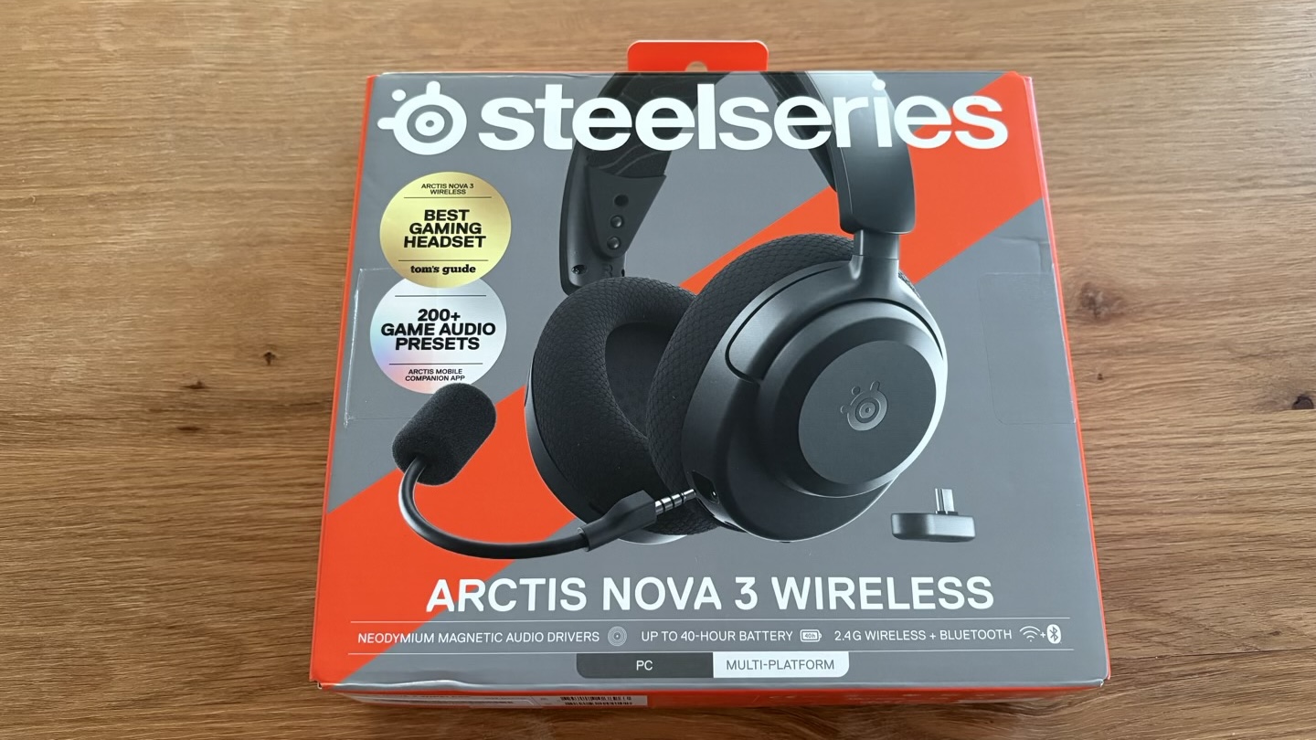 SteelSeries Arctis Nova 3 Wireless - balení