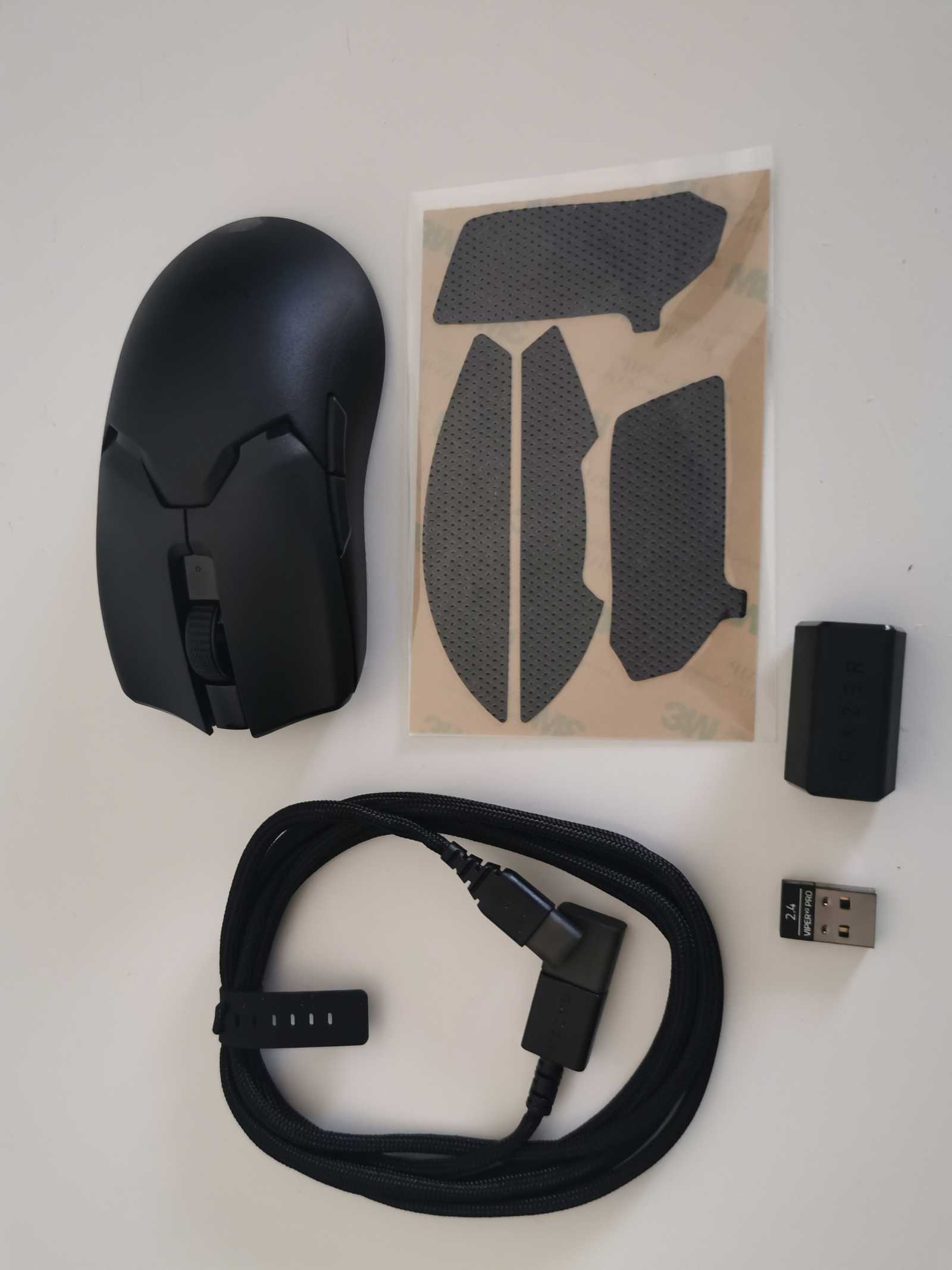 Recenze Razer Viper V2 Pro, současného premianta v oblasti bezdrátových myší