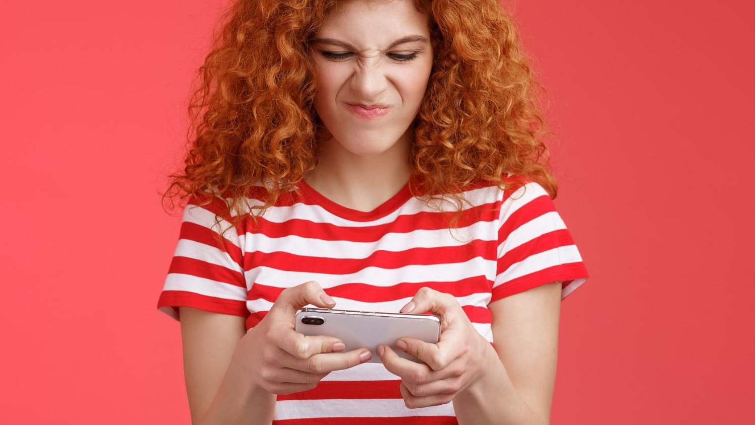 Co si na mobilu zahrát tento víkend? Simulátor prezidenta nebo snovou hříčku MIRAI