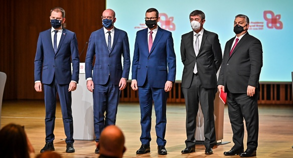 Budeme jednou těmto pánům děkovat za financování budoucí kultovní hry? To ukáže čas...