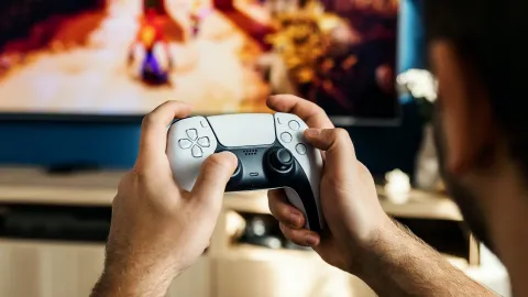 Sony ve výroční zprávě vypustilo zmínku o PC, s AI má naopak velké plány