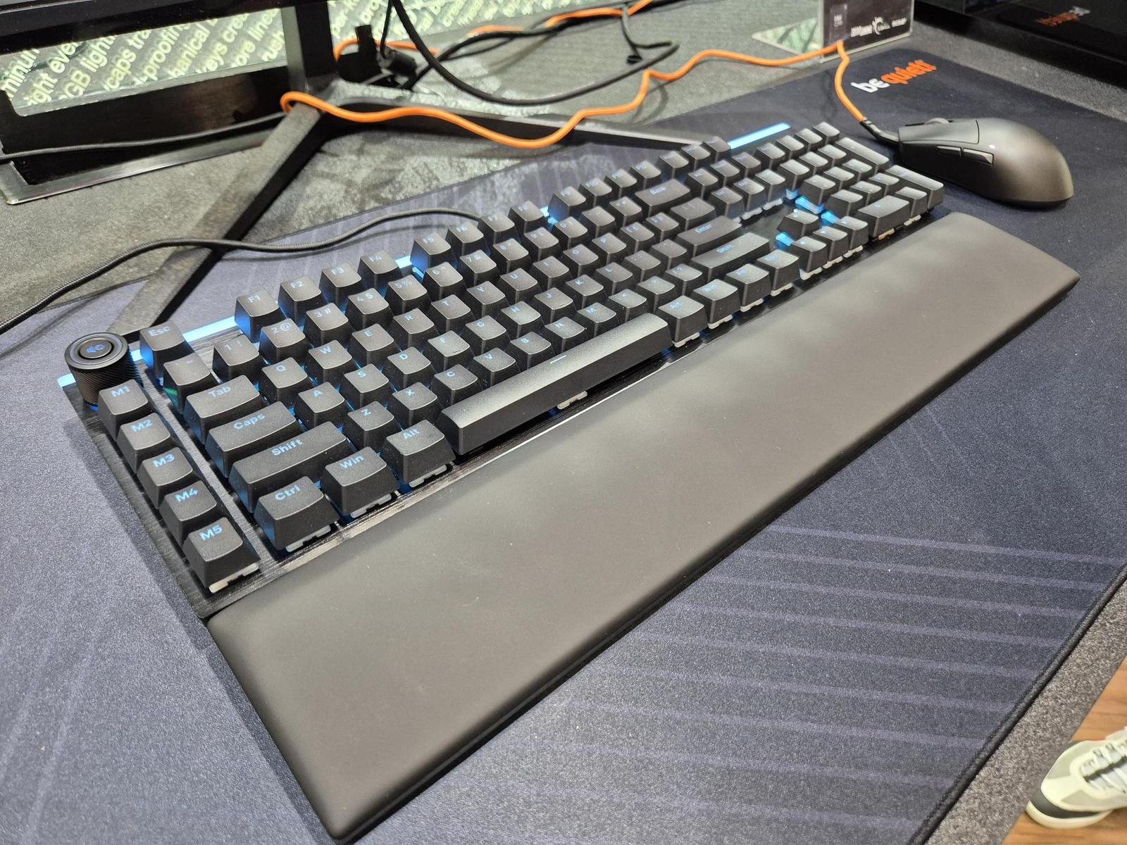 Be Quiet! na Computexu představilo modulární klávesnici